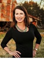 Land Listing Agent Photo