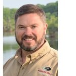 Land Listing Agent Photo