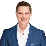 Land Listing Agent Photo