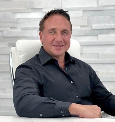 Land Listing Agent Photo