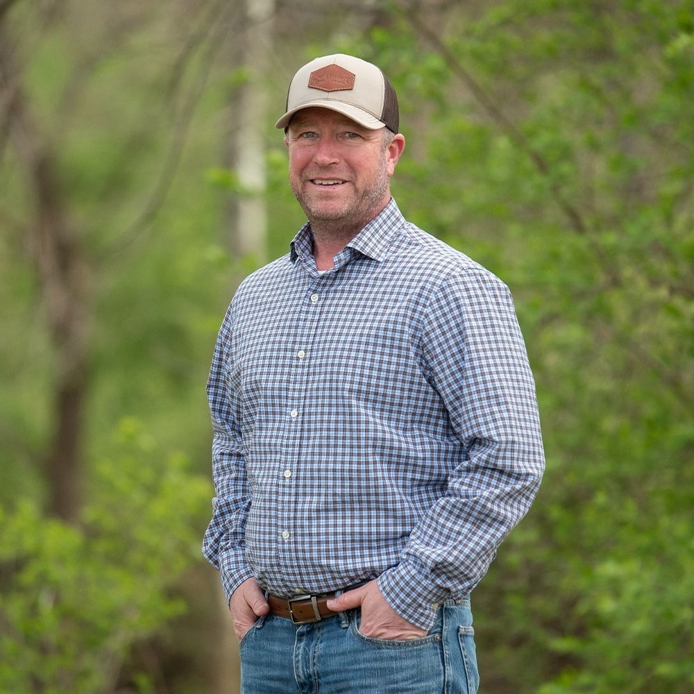 Land Listing Agent Photo