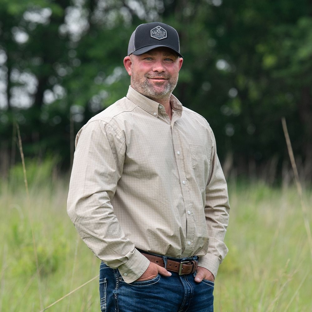 Land Listing Agent Photo