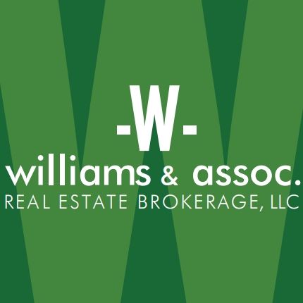 Land Listing Agent Photo