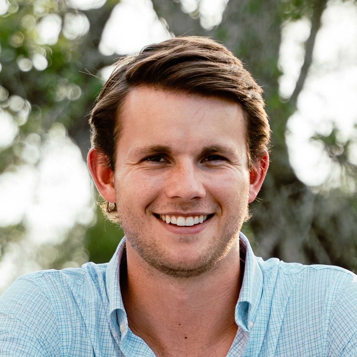 Land Listing Agent Photo