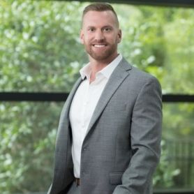 Land Listing Agent Photo