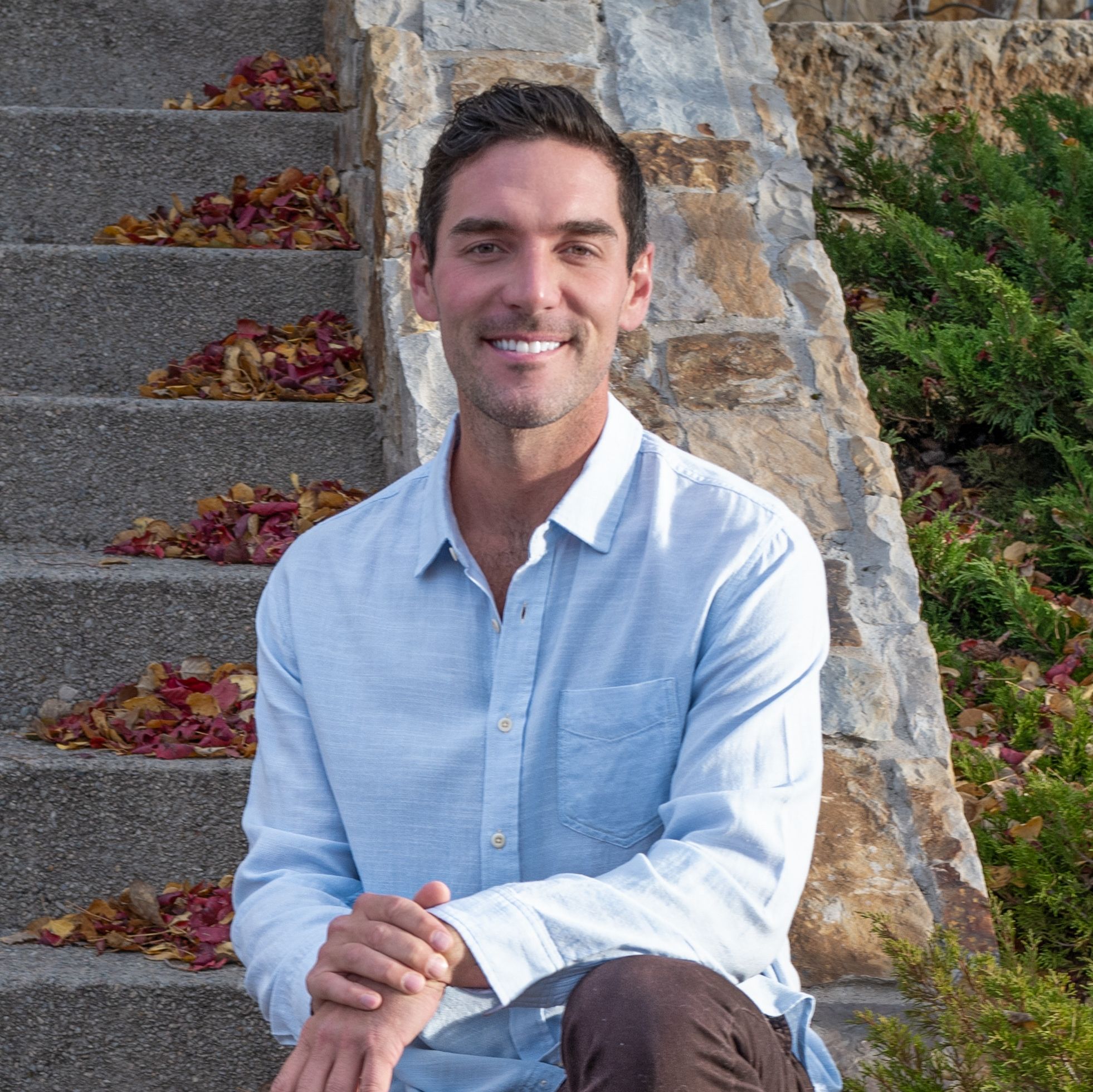 Land Listing Agent Photo