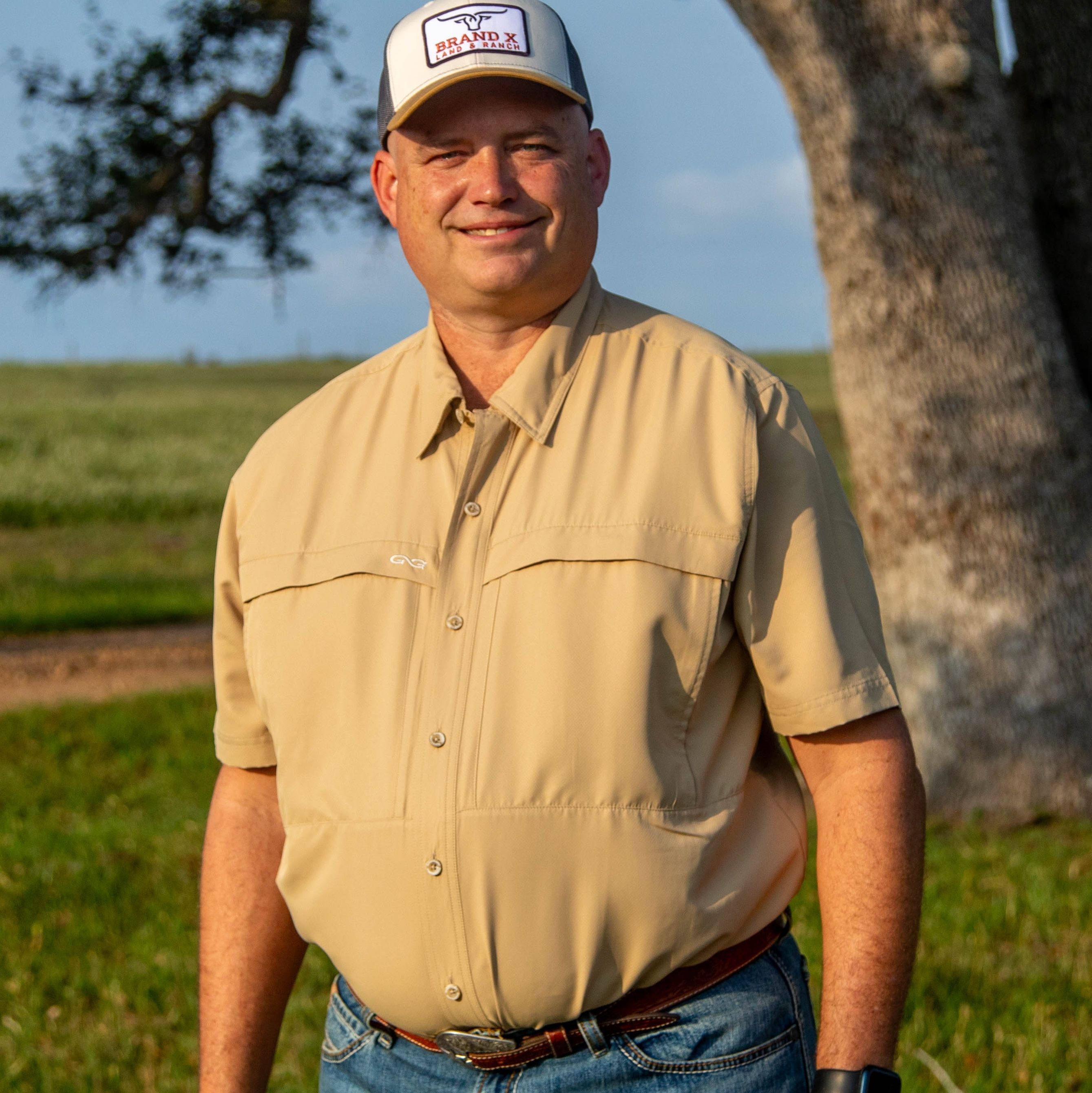 Land Listing Agent Photo
