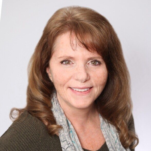 Land Listing Agent Photo