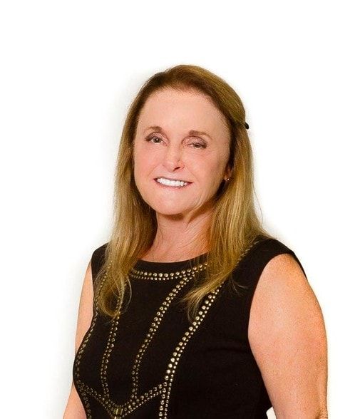 Land Listing Agent Photo