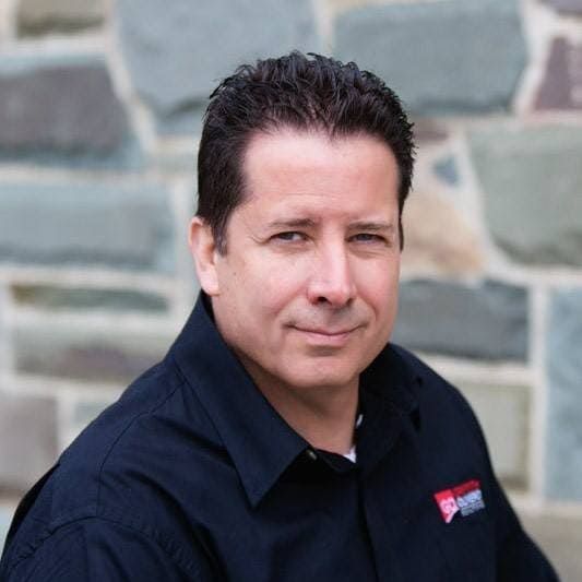 Land Listing Agent Photo