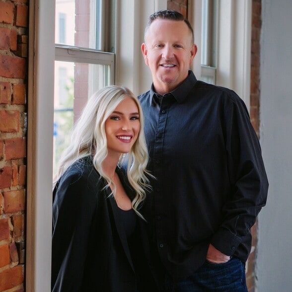 Land Listing Agent Photo