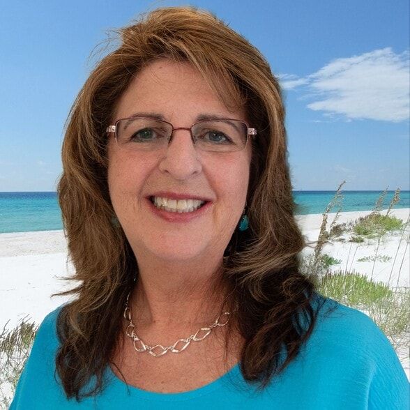 Land Listing Agent Photo
