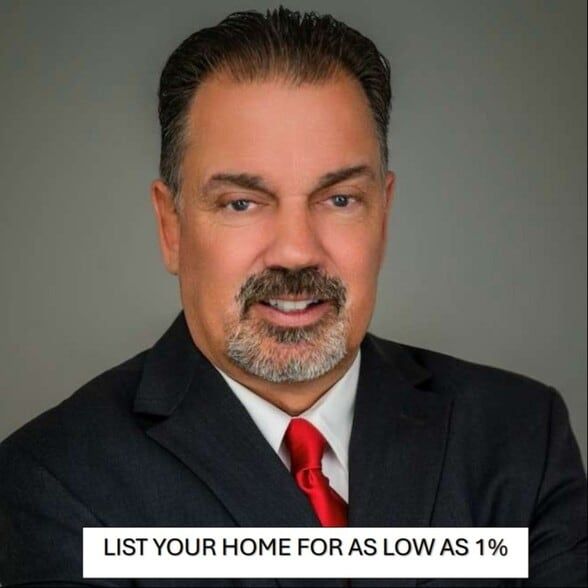 Land Listing Agent Photo