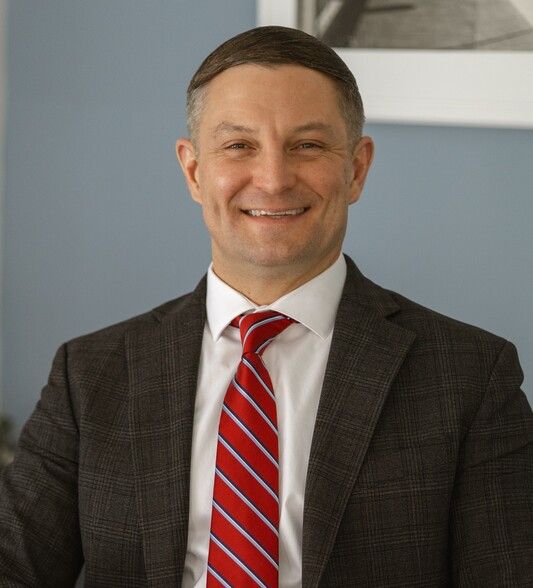 Land Listing Agent Photo