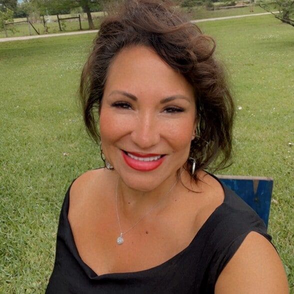Land Listing Agent Photo