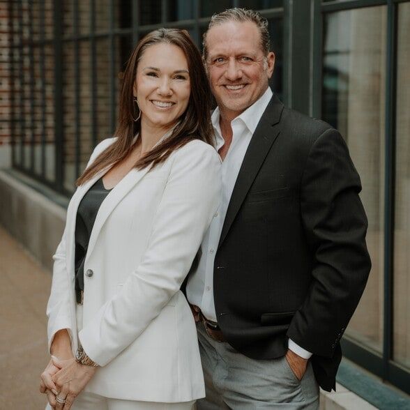 Land Listing Agent Photo