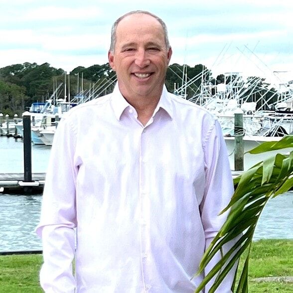 Land Listing Agent Photo
