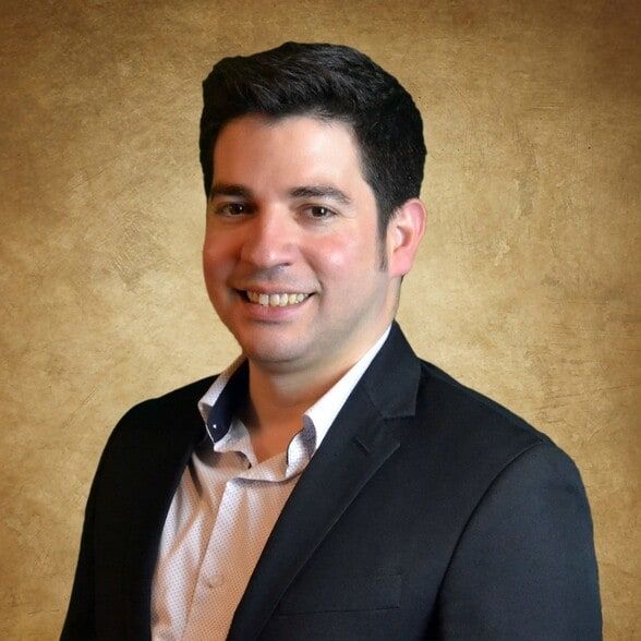 Land Listing Agent Photo