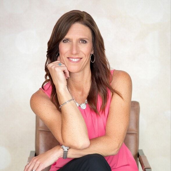 Land Listing Agent Photo