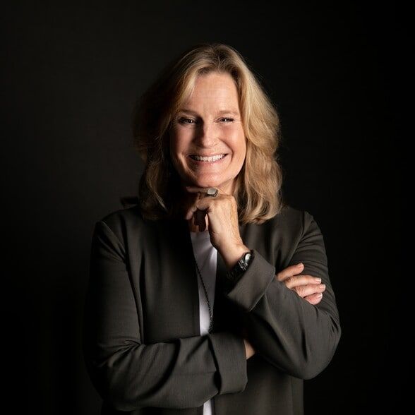 Land Listing Agent Photo