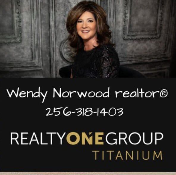 Land Listing Agent Photo