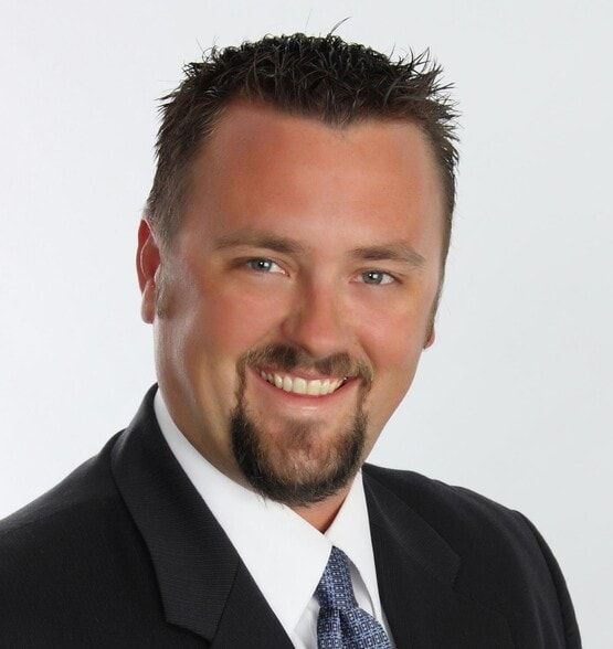 Land Listing Agent Photo