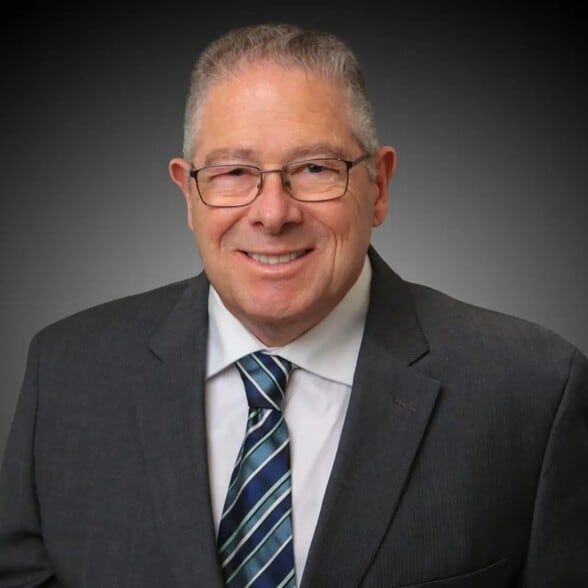 Land Listing Agent Photo