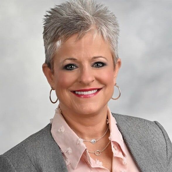 Land Listing Agent Photo