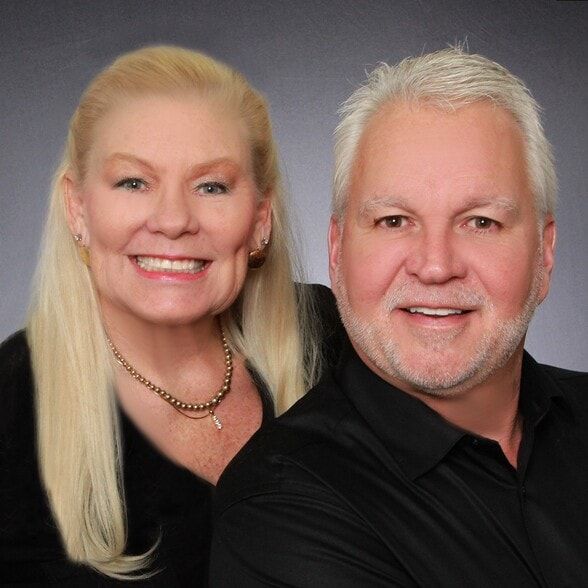 Land Listing Agent Photo