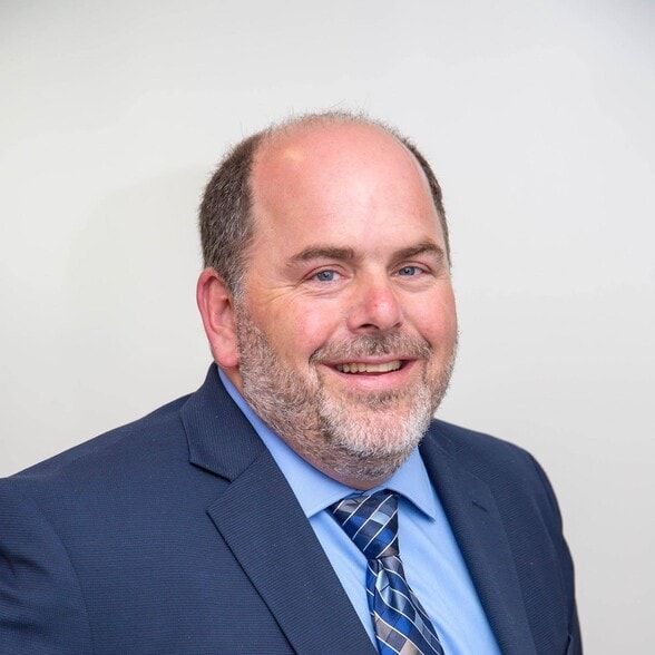 Land Listing Agent Photo