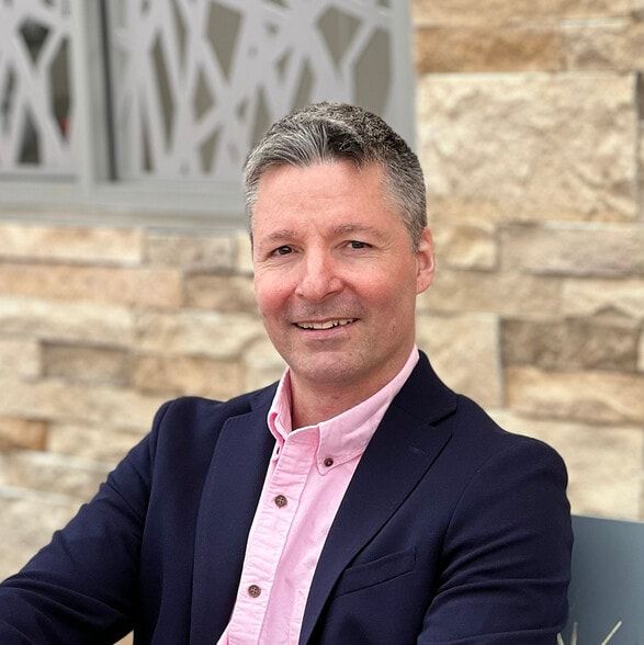 Land Listing Agent Photo