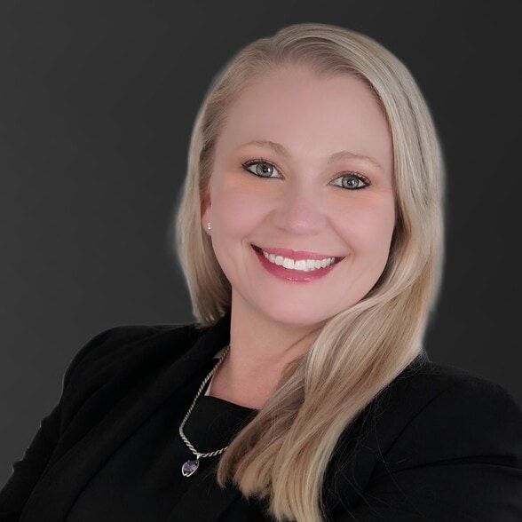 Land Listing Agent Photo