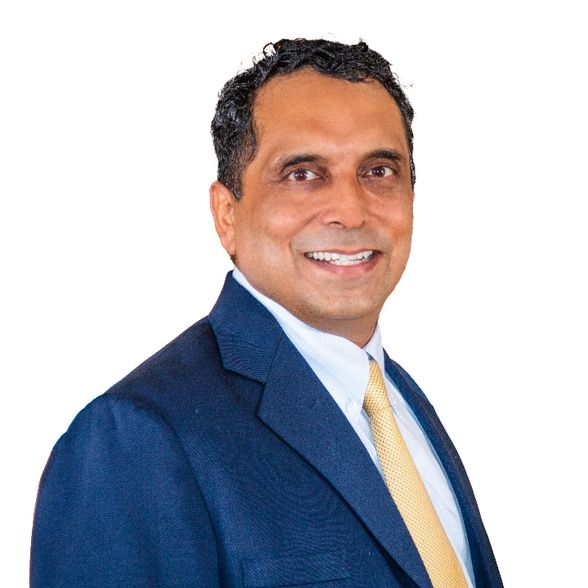Land Listing Agent Photo