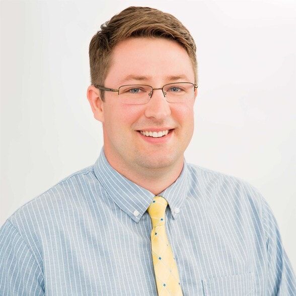 Land Listing Agent Photo