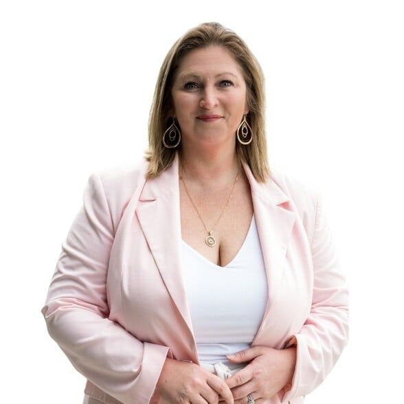 Land Listing Agent Photo