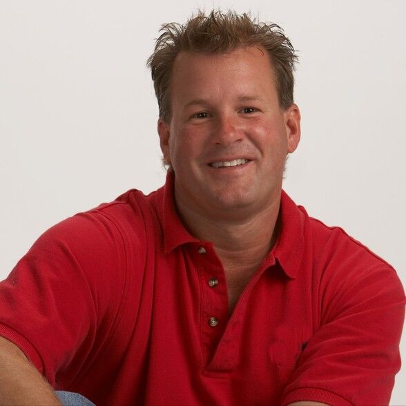 Land Listing Agent Photo