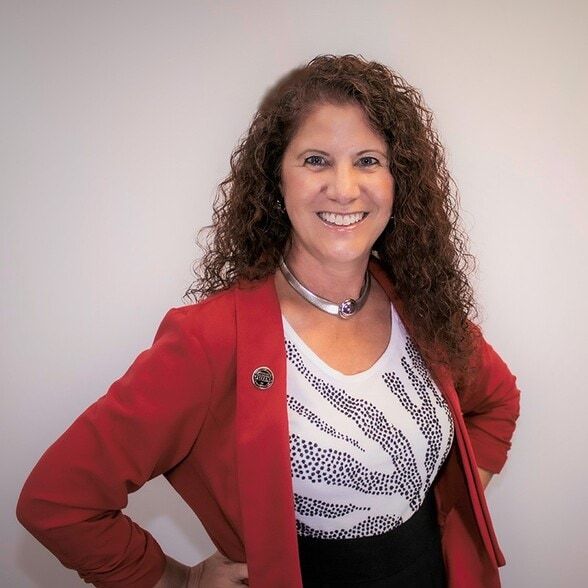 Land Listing Agent Photo