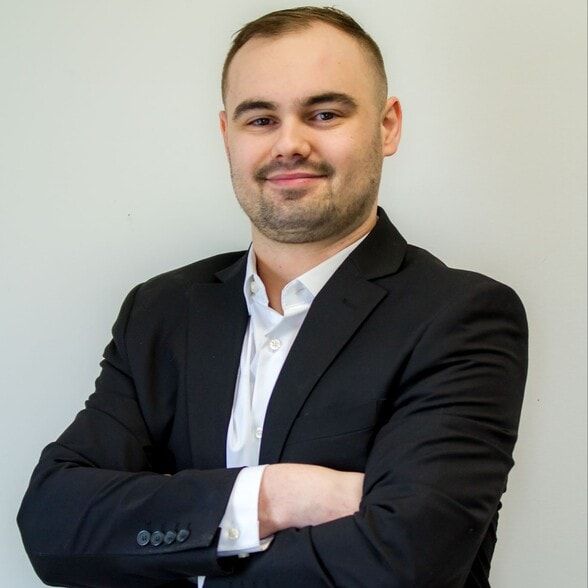 Land Listing Agent Photo