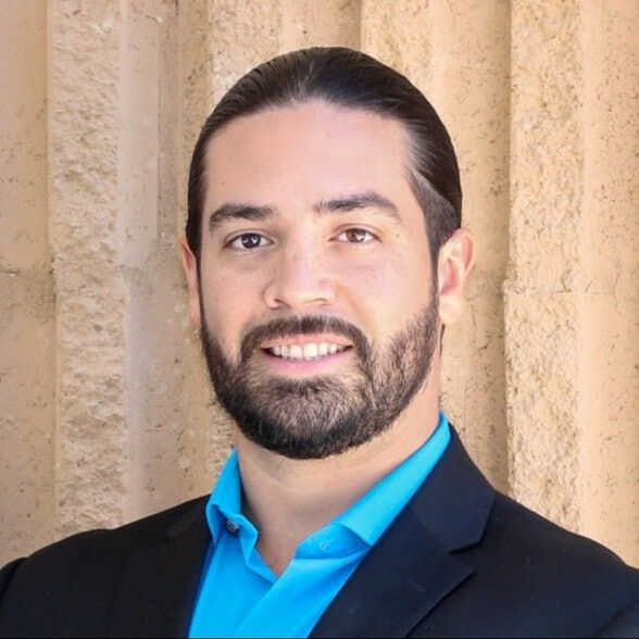 Land Listing Agent Photo