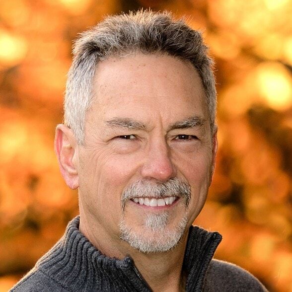 Land Listing Agent Photo