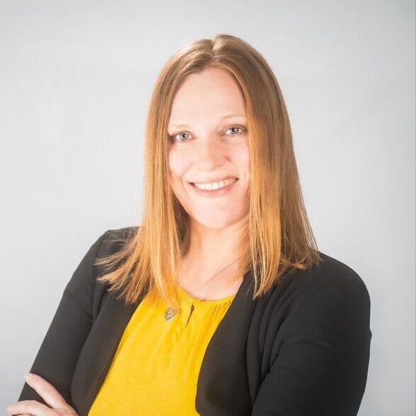 Land Listing Agent Photo