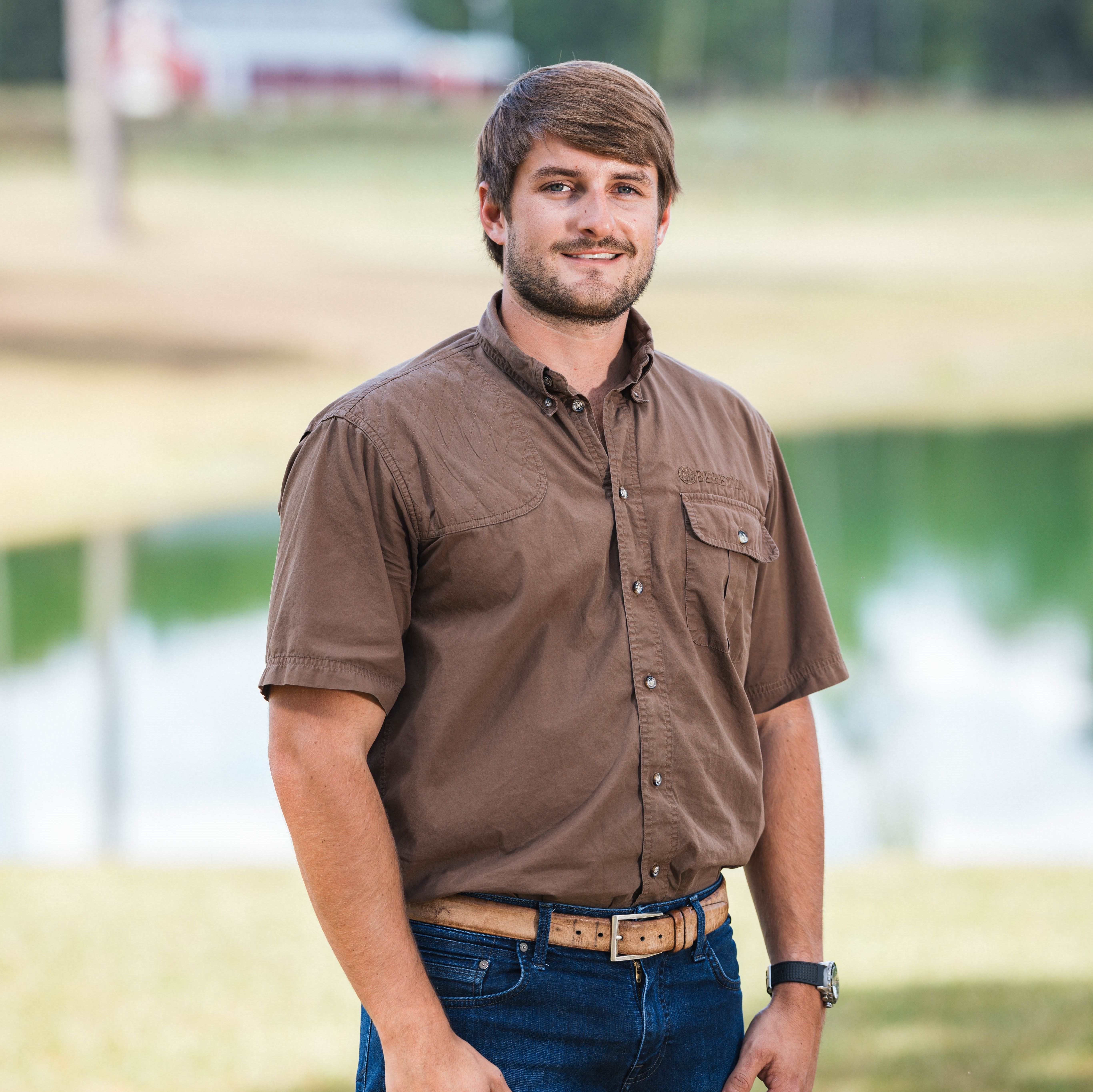 Land Listing Agent Photo