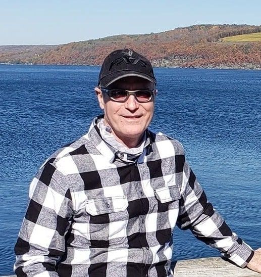 Land Listing Agent Photo