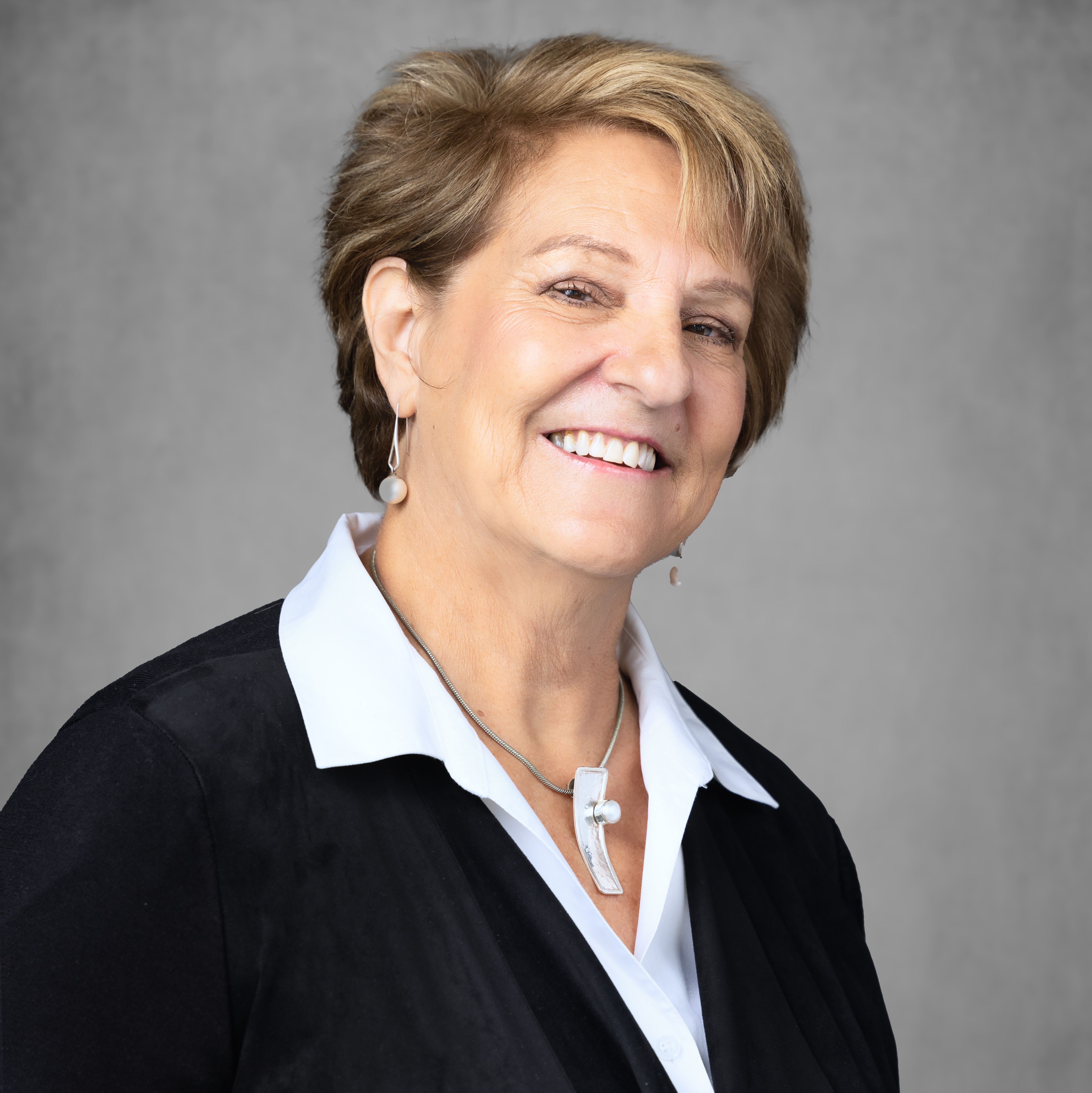 Land Listing Agent Photo