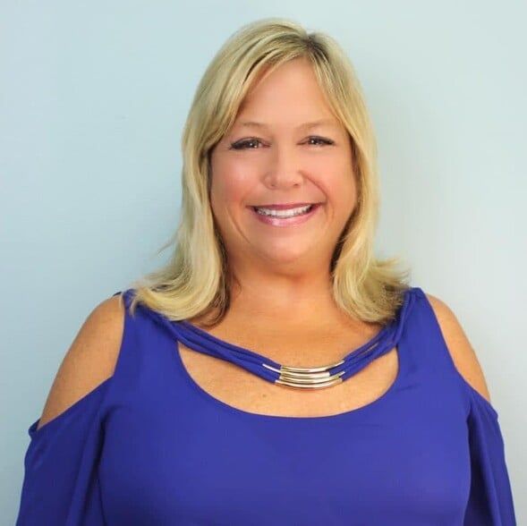 Land Listing Agent Photo