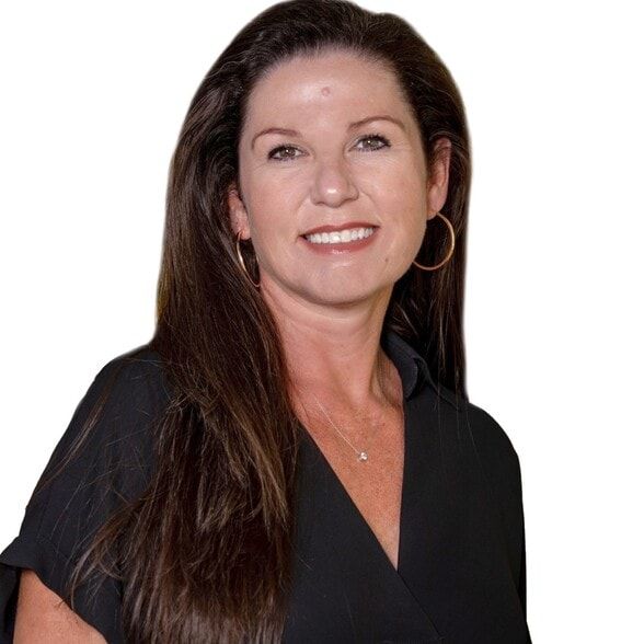 Land Listing Agent Photo