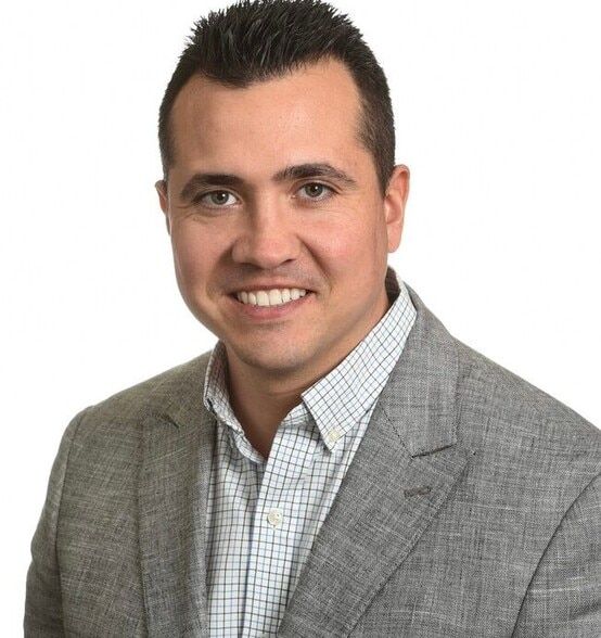 Land Listing Agent Photo