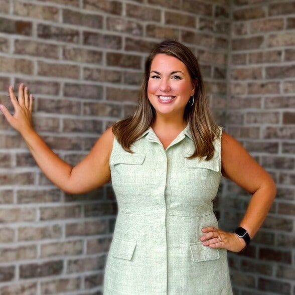 Land Listing Agent Photo
