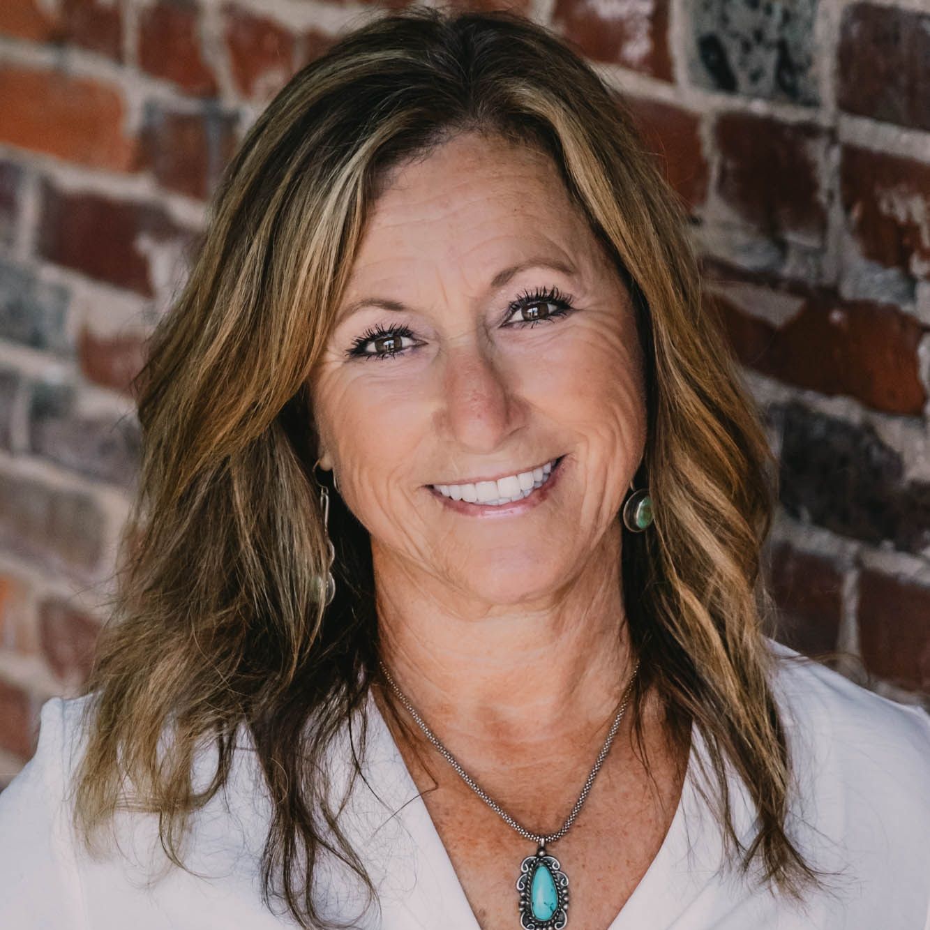 Land Listing Agent Photo