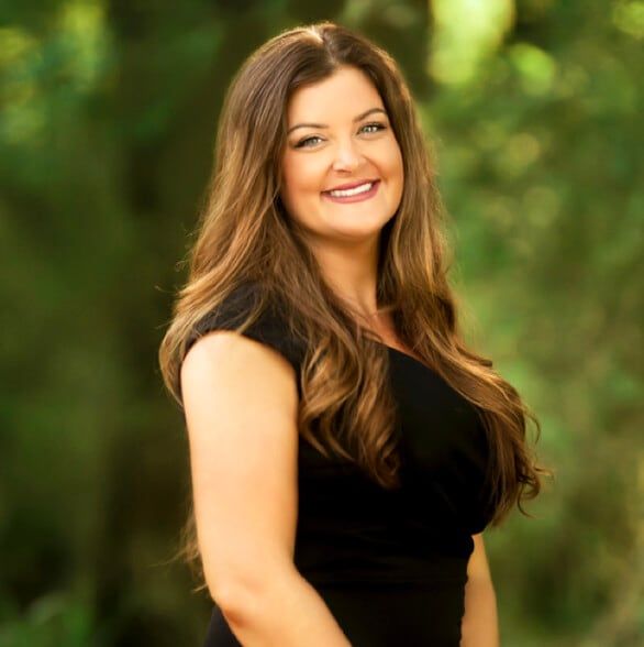 Land Listing Agent Photo